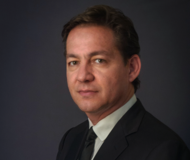 Dr. Héctor González Miramontes