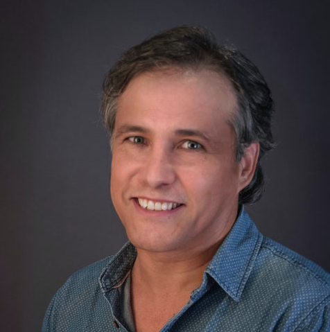 Dr. Arturo Regalado Briz